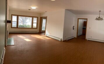 638 Pearl St in Ottawa, IL - Building Photo - Building Photo