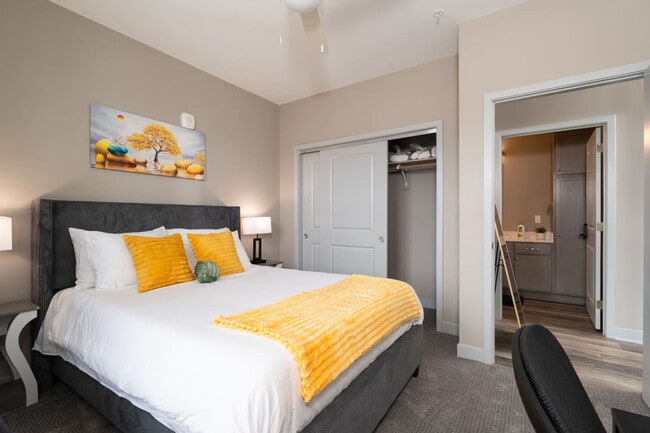 5825 Sunset Wy-Unit -ID1228649P in Whitestown, IN - Building Photo - Building Photo