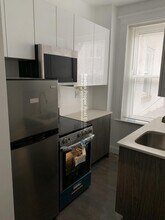 100 Queensberry St, Unit 111P-33 in Boston, MA - Building Photo - Building Photo
