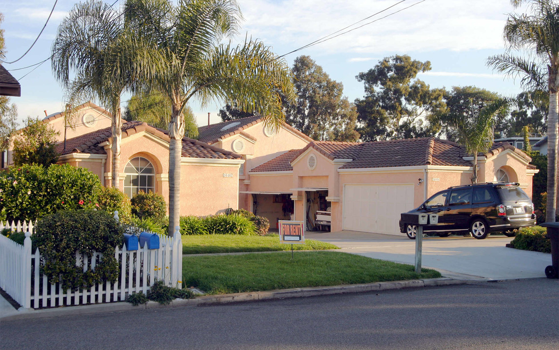 34462 Via Verde in Capistrano Beach, CA - Building Photo