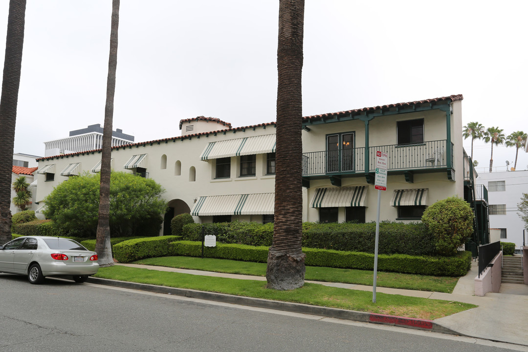 Palm Apartments in Beverly Hills, CA - Building Photo