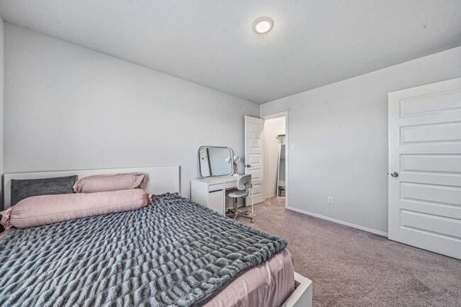 property at 5903 Dawning Sun Rd