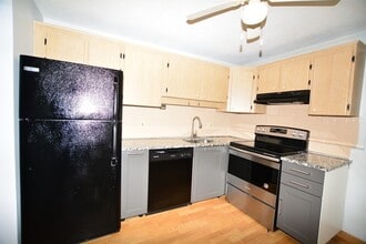 9 Mayberry Dr in Westborough, MA - Building Photo - Building Photo