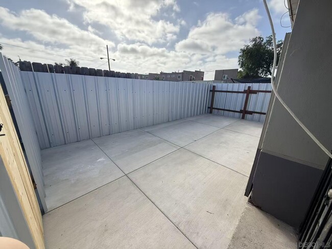 property at 280 Oxford St