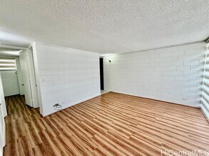 909 Kaheka St in Honolulu, HI - Building Photo - Building Photo