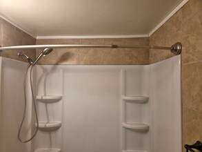 920 Gellatly St in Wenatchee, WA - Foto de edificio - Building Photo