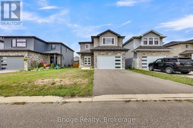 property at 66 Cash Cres