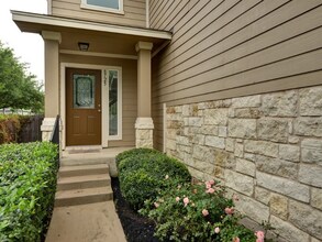8725 White Ibis Dr in Austin, TX - Building Photo - Building Photo