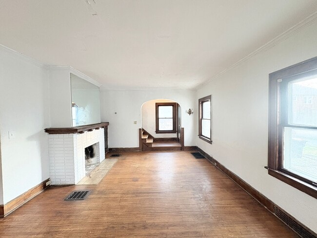 1907 Oakwood Ave in Toledo, OH - Foto de edificio - Building Photo