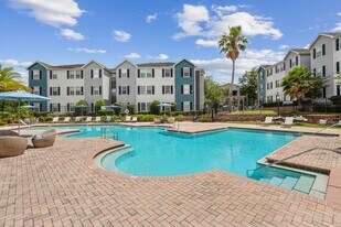 Centric on 34th in Gainesville, FL - Building Photo