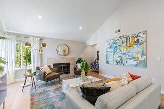 30 Shepardson Ln in Alameda, CA - Building Photo - Building Photo