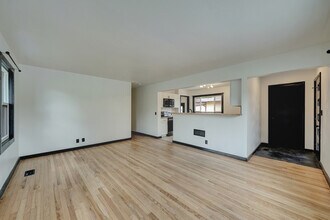 831 N 40th St in Lincoln, NE - Building Photo - Building Photo