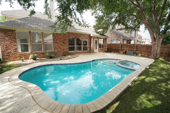 property at 2209 Graystone Ct