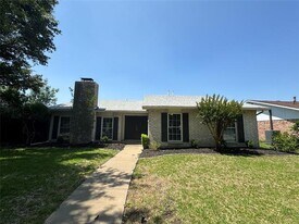 1714 Cherokee Trail in Plano, TX - Building Photo