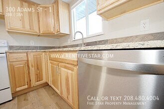 300 Adams St in Pocatello, ID - Building Photo - Building Photo