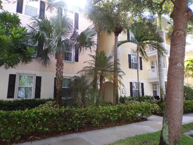 property at 275 Murcia Dr