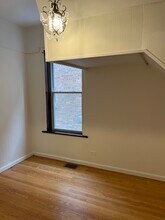 1054 N Leavitt St, Unit 1 in Chicago, IL - Foto de edificio - Building Photo