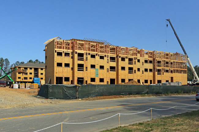 The Willows at Raleigh in Raleigh, NC - Building Photo - Building Photo