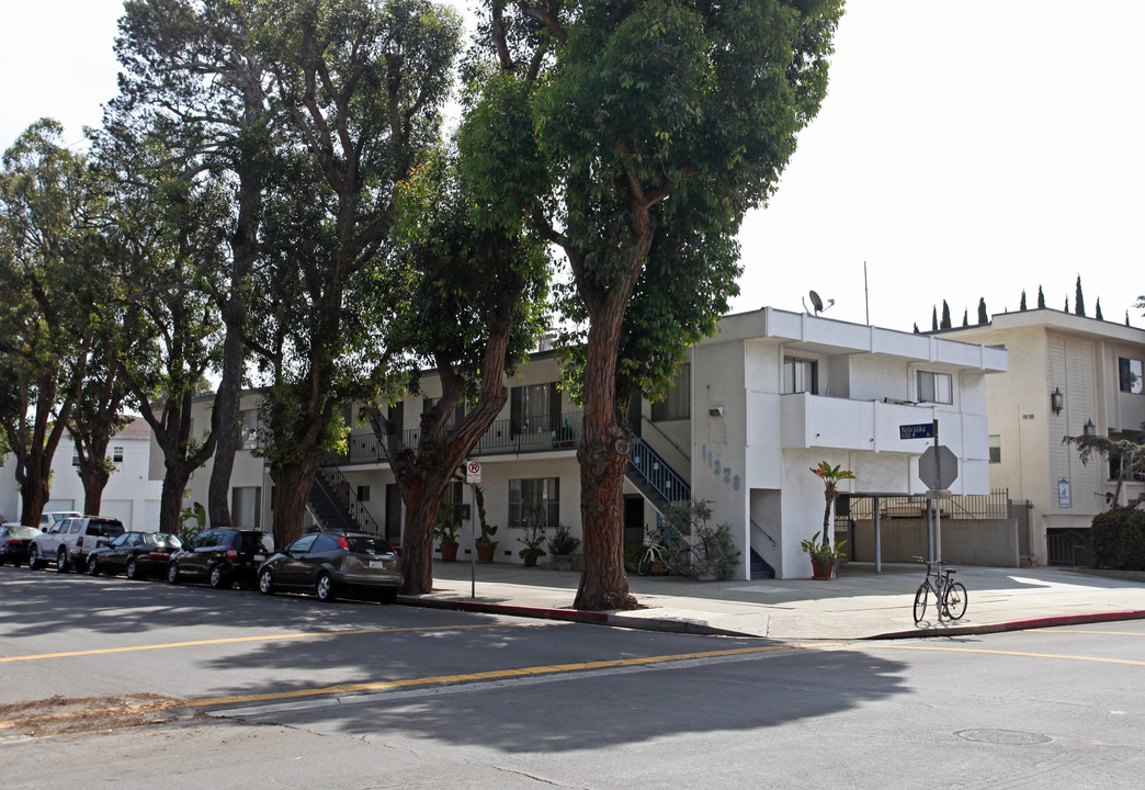 11328 Nebraska Ave in Los Angeles, CA - Building Photo