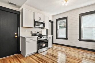 37 Lyon St in Boston, MA - Building Photo - Building Photo