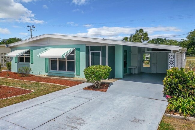 22186 Catherine Ave in Port Charlotte, FL - Building Photo - Building Photo