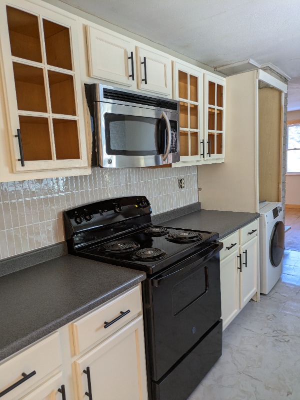 19 Barton Ct in Branford, CT - Building Photo - Building Photo