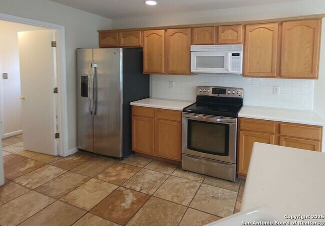 14226 Bobolink Cove in San Antonio, TX - Building Photo - Building Photo