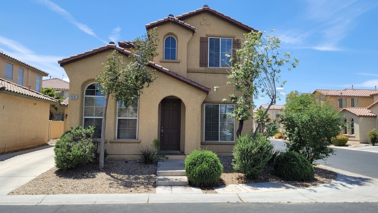 11005 Calamint Hills Ct in Henderson, NV - Building Photo