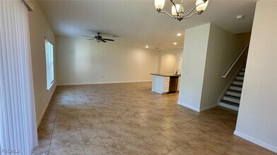 3757 Crofton Court in Ft. Myers, FL - Building Photo - Building Photo