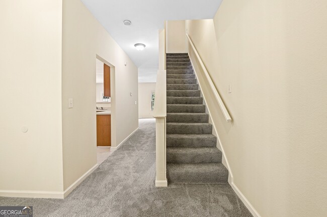 1352 Rogers Trce in Lithonia, GA - Building Photo - Building Photo