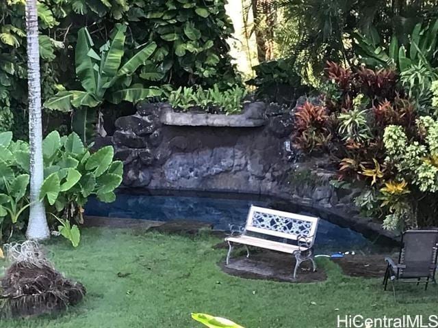 property at 59-526-526 Aukauka Rd