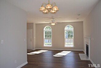 5646 Picnic Rock Ln in Raleigh, NC - Building Photo - Building Photo