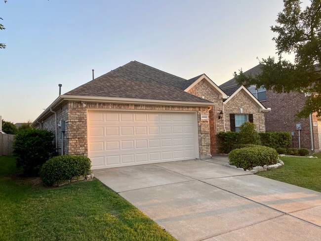 2692 Lake Ridge Dr in Little Elm, TX - Building Photo - Building Photo