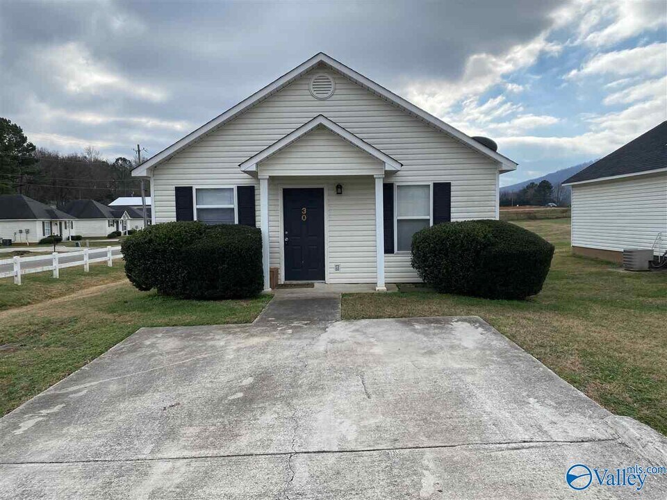 115 Ryland Ridge Cir in Huntsville, AL - Building Photo