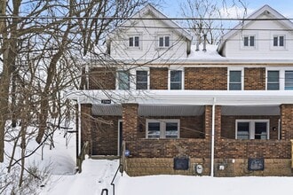 7700-7704 Stanton Ave in Pittsburgh, PA - Building Photo - Building Photo