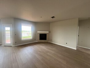 8321 NW 163rd Ter in Edmond, OK - Building Photo - Building Photo