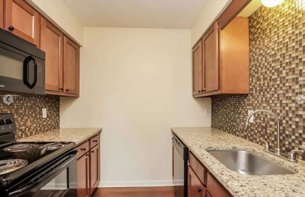 Eagles Landings Apartments Schoolcraft, MI Apartments For Rent