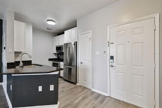 5000 Culbreath Key Way, Unit 9305 in Tampa, FL - Building Photo - Building Photo