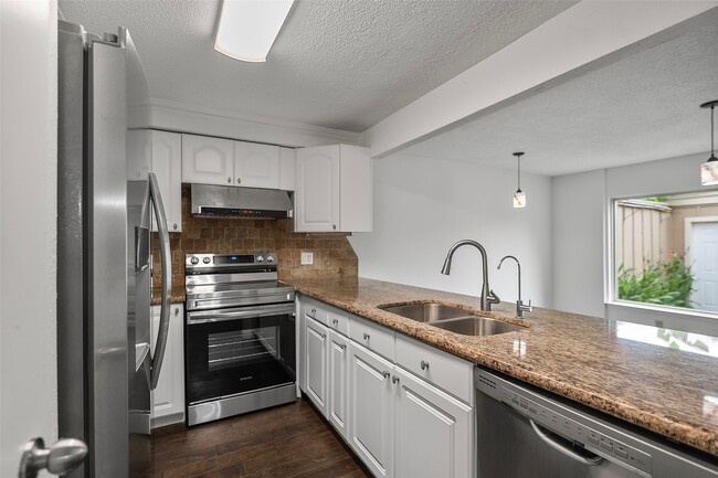 property at 2387 Crescent Park Dr