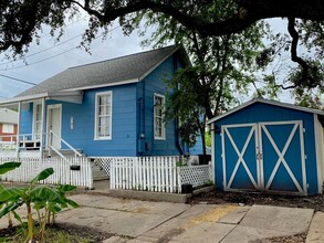 614 7th St in Galveston, TX - Foto de edificio - Building Photo