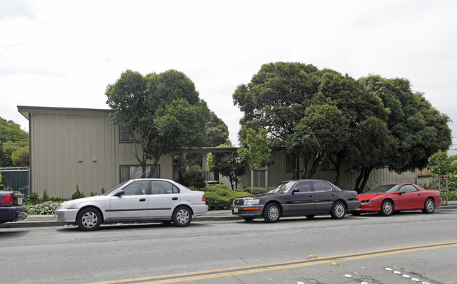 1650 159th Ave in San Leandro, CA - Building Photo - Building Photo