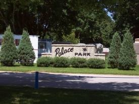 Palace Park in Fort Dodge, IA - Building Photo