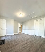 1141 Earlwood Ave in Oregon, OH - Building Photo - Building Photo