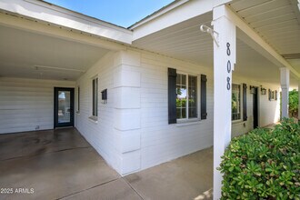 808 E Cavalier Dr in Phoenix, AZ - Building Photo - Building Photo