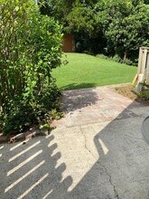 6042 Heath Valley Rd in Charlotte, NC - Foto de edificio - Building Photo