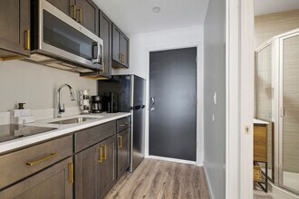 89 Cottage St, Unit SI ID1466616P in Middletown, NY - Building Photo - Building Photo