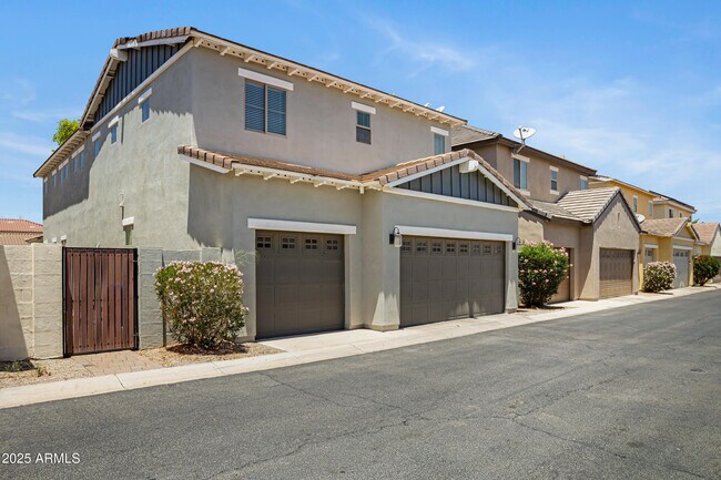 1331 S Colt Dr in Gilbert, AZ - Building Photo - Building Photo