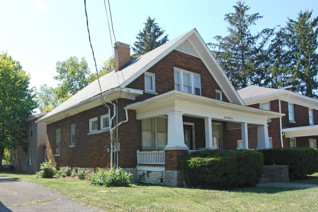 136 Waller Ave in Lexington, KY - Building Photo