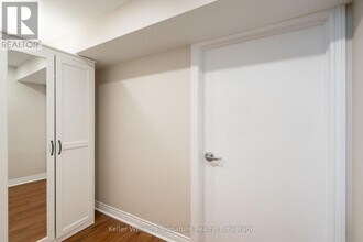 1410 Fisher Ave in Burlington, ON - Building Photo - Building Photo