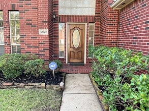 17607 W Copper Lakes Dr in Houston, TX - Building Photo - Building Photo